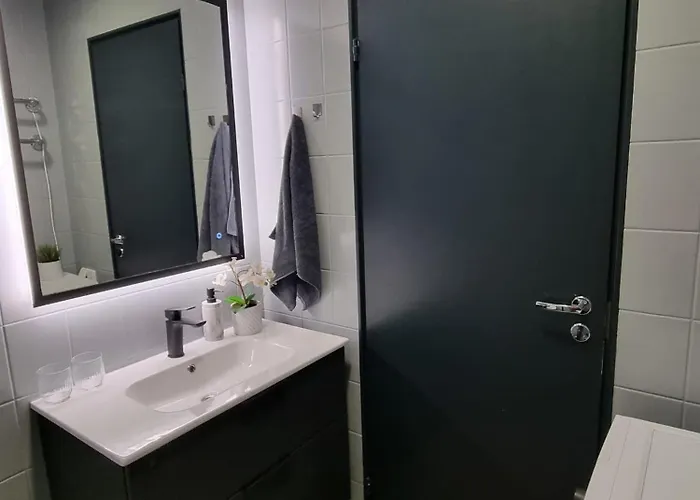 Privately Owned In * Parnawa